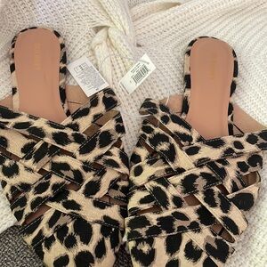 Cheetah print casual sandals